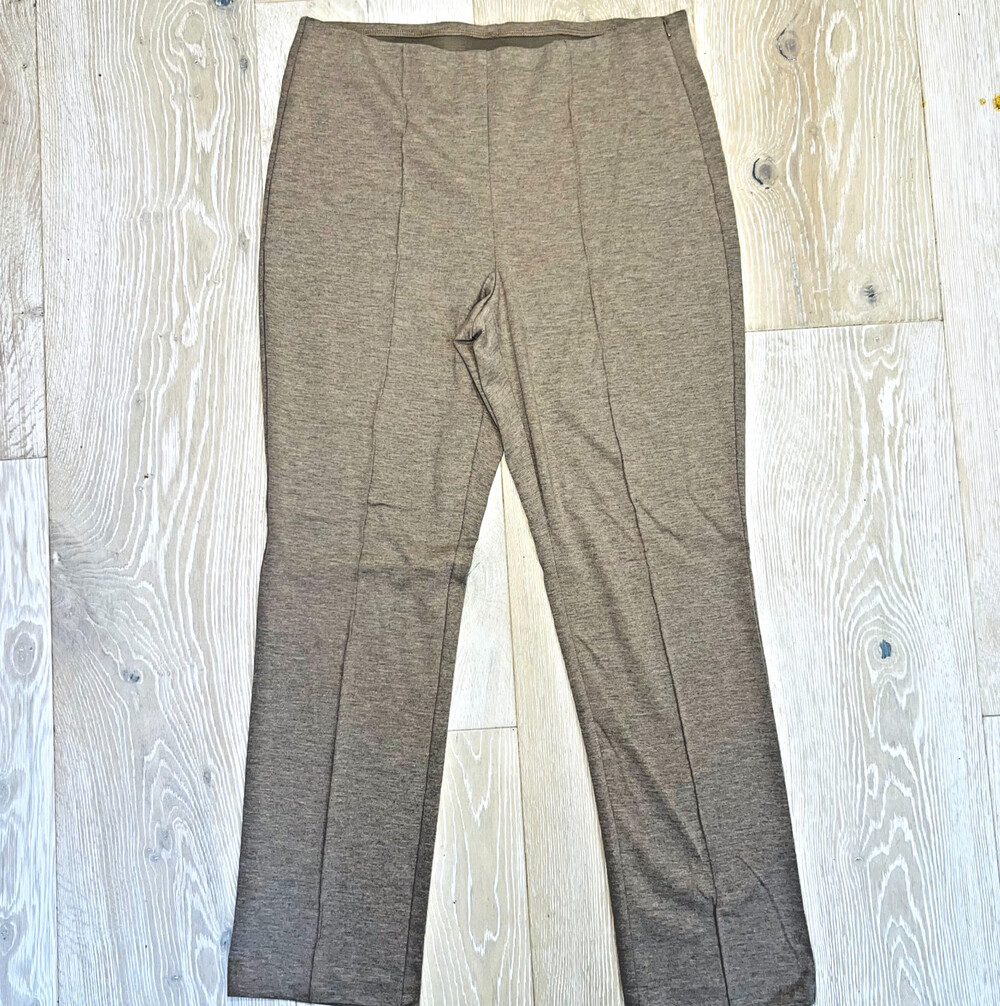 Chico's - Ponte Dress Pants Women's L Heather Beige Seamed Front and Back Legs